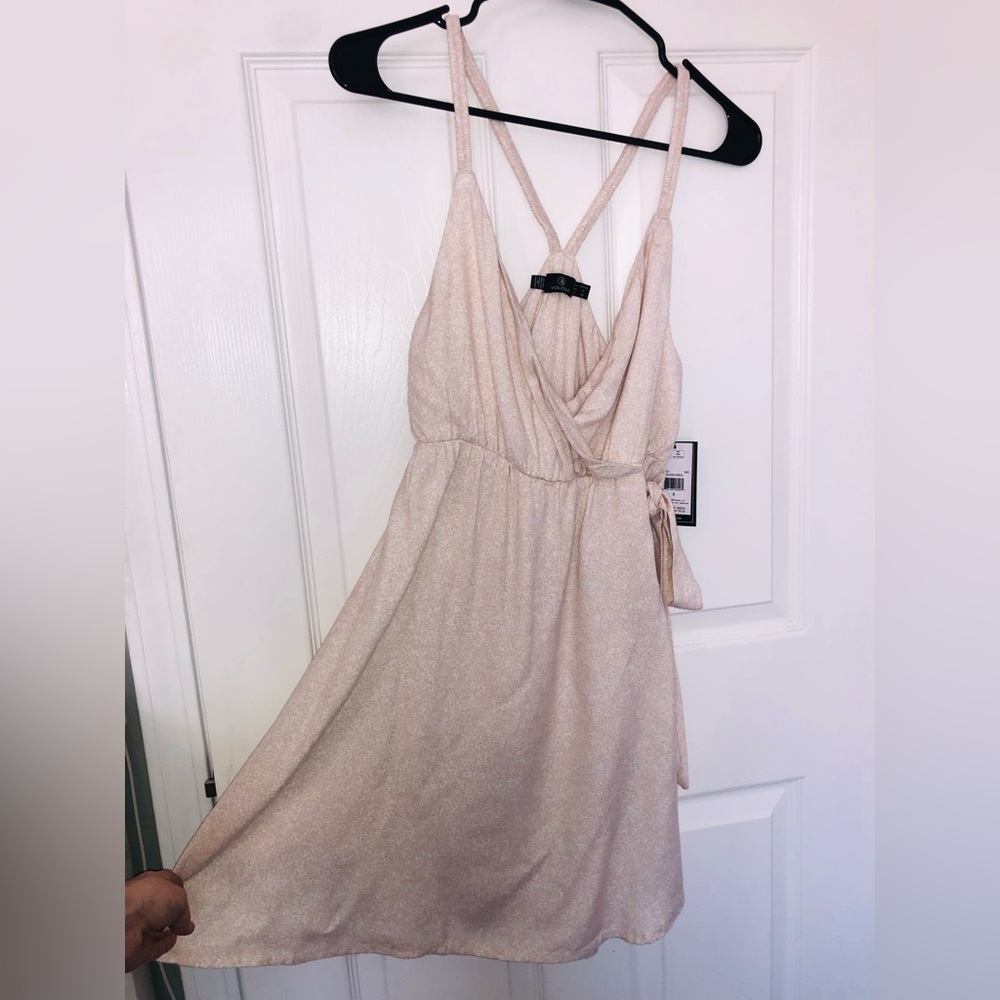 Volcom dress (Updated sizes) - Picture 3 of 15